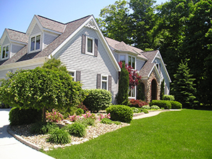 Landscapers and Lawncare Services in Livingston, AL